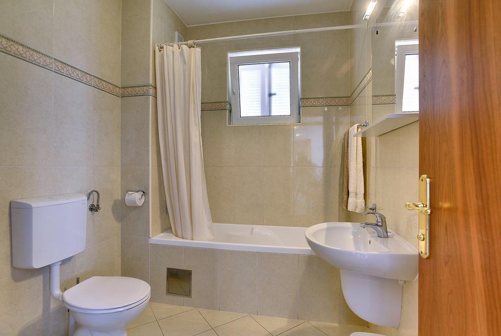 Apartment Bella Pula Ngoại thất bức ảnh